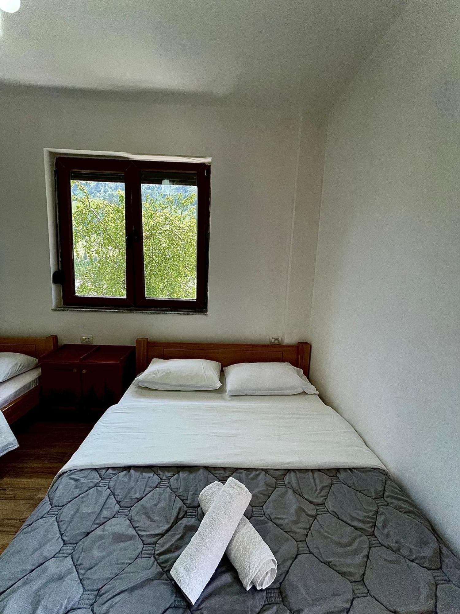 Lazer Cardaku guest house Valbone Buitenkant foto