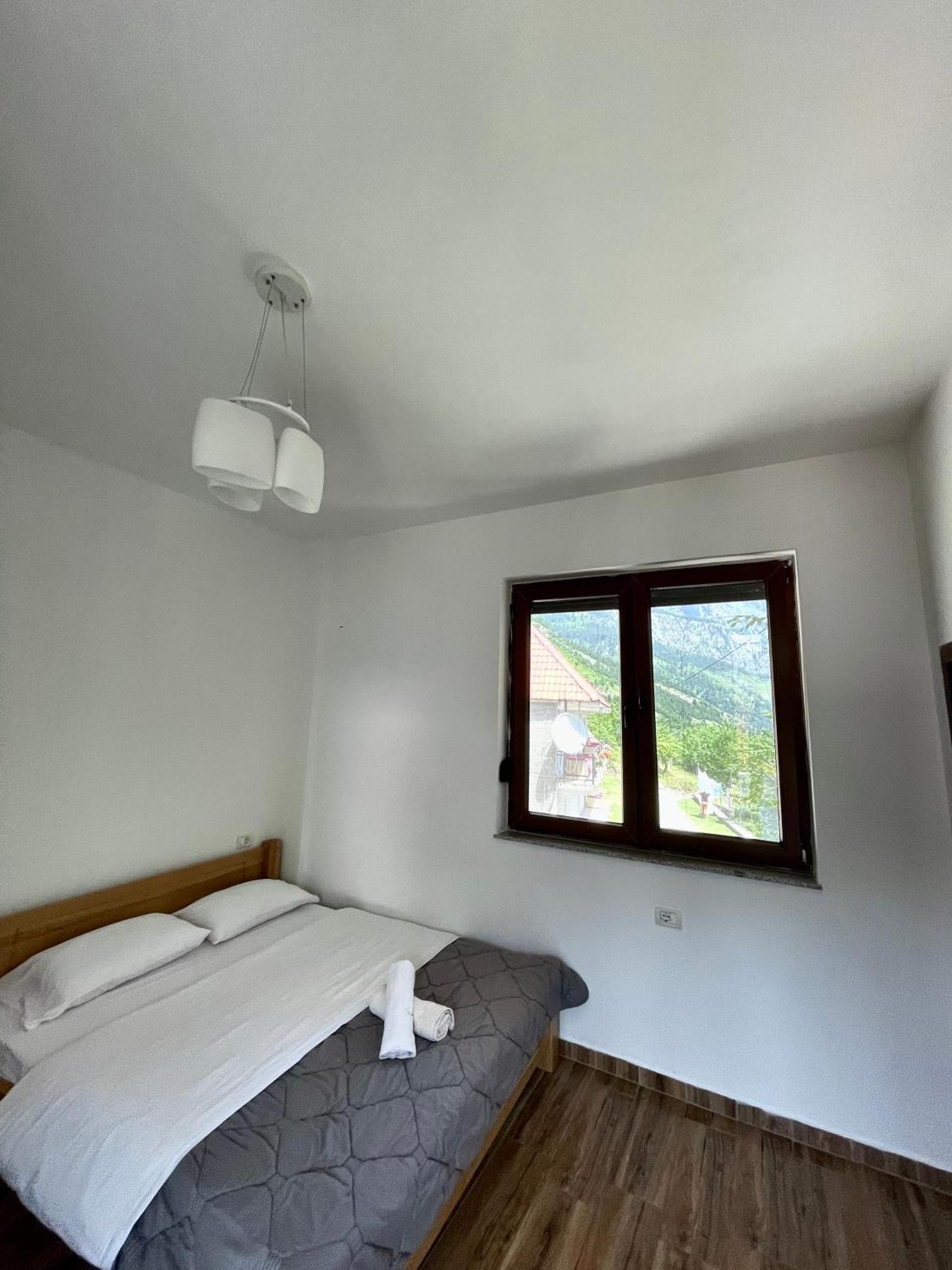 Lazer Cardaku guest house Valbone Buitenkant foto