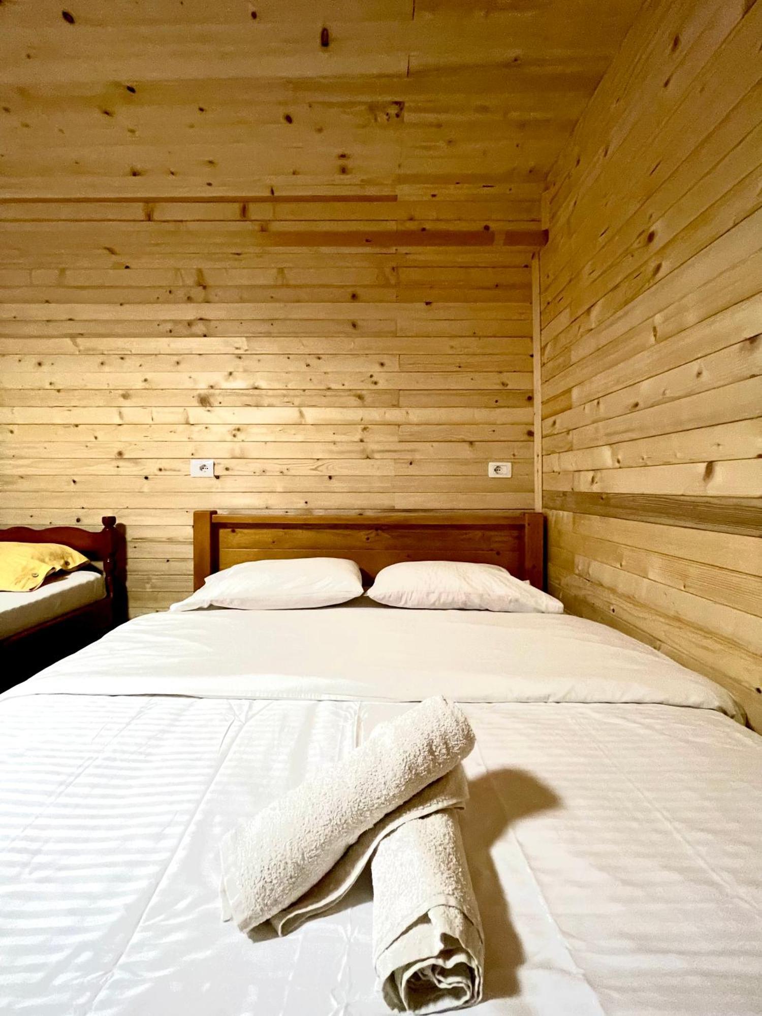 Lazer Cardaku guest house Valbone Buitenkant foto