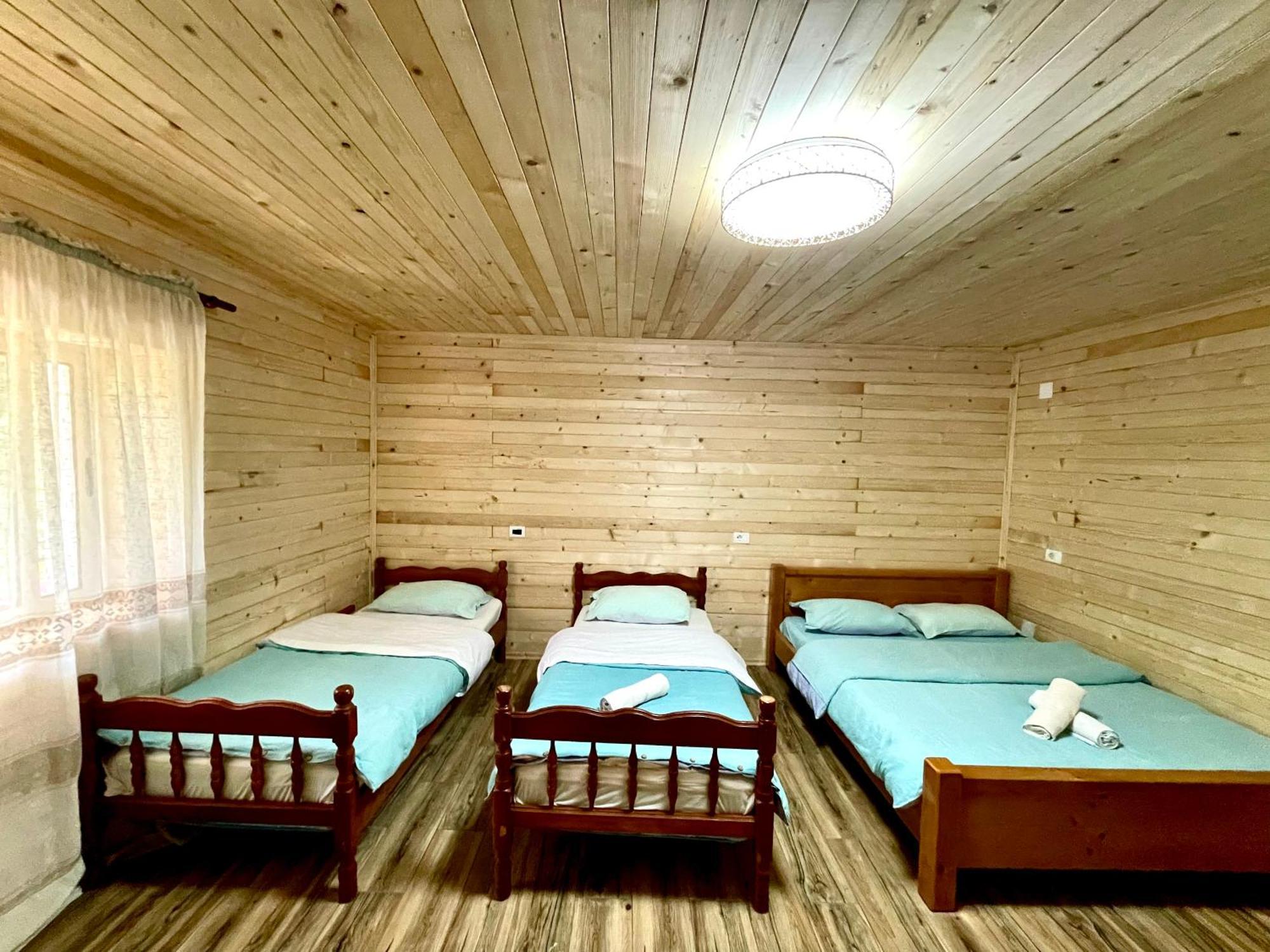 Lazer Cardaku guest house Valbone Buitenkant foto