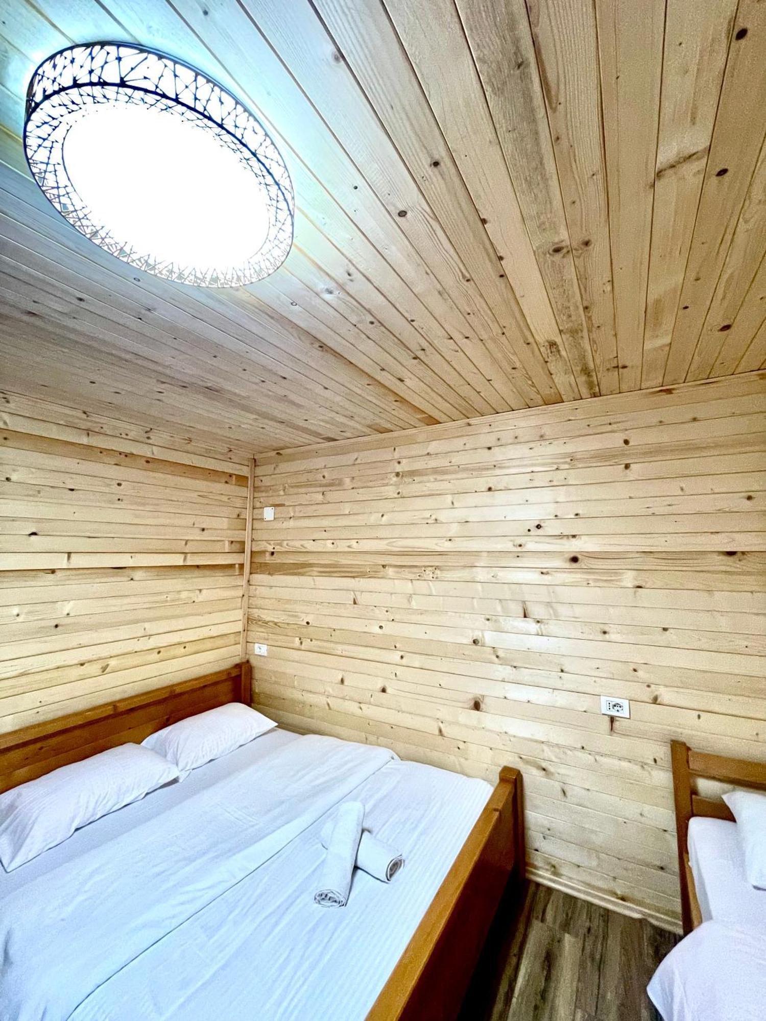 Lazer Cardaku guest house Valbone Buitenkant foto